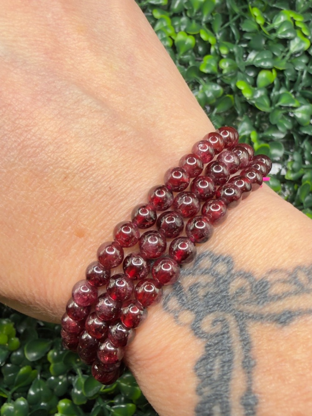 5mm Natural Garnet Beaded Bracelet - January Birthstone - Picture 7 of 7